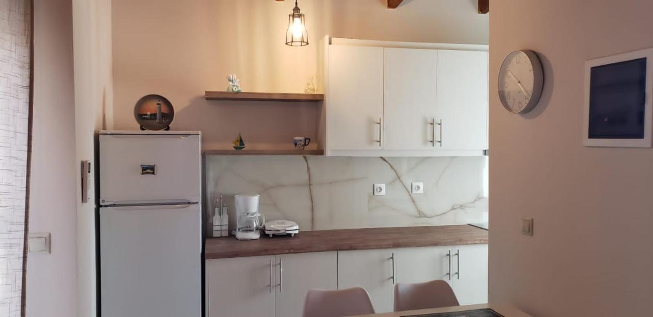 Michalis, 2-Bedroom Apartment In Saranda Eksteriør bilde